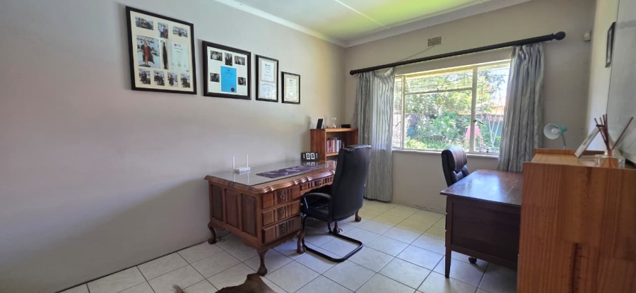 4 Bedroom Property for Sale in Naudeville Free State